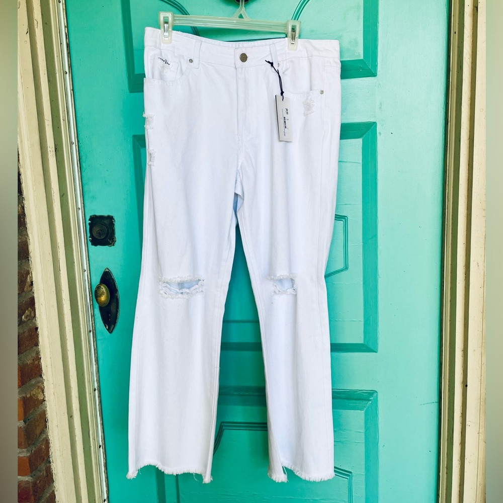 Insane Gene High Waisted White Distressed Straight-Leg Jeans Size 13/30